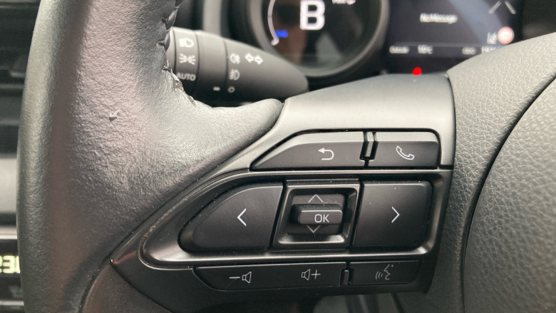 Toyota Yaris 1.5 Hybrid Design 5dr CVT Hybrid Hatchback